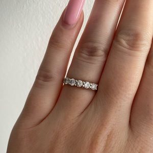 0.75 Carat Five Stone Diamond 18k White Gold Wedding Band